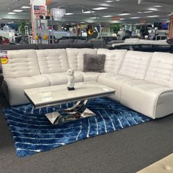 NEW ARRIVAL🚨Stunning White Power Reclining Sofa Sectional $1299