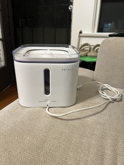 Pet Water Fountain