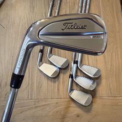 Left Handed Titleist T200 Forged Iron Set 5-PW (LH) MINT CONDITION!