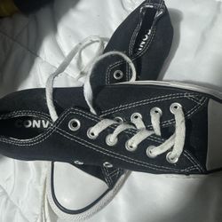 Converse Size 7.5 Us 