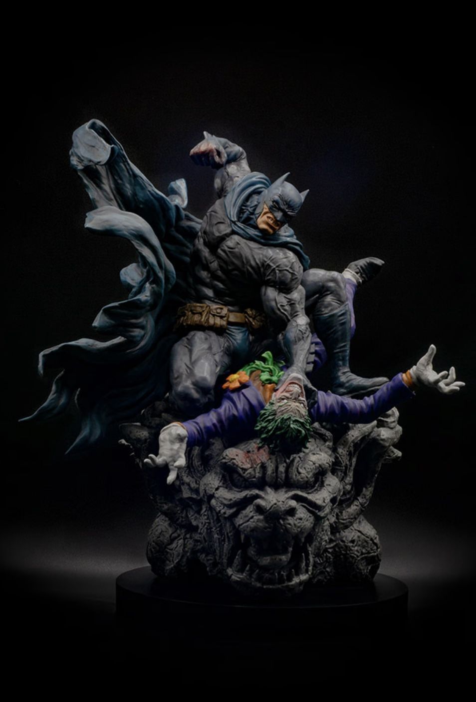 Batman And Joker Statue
