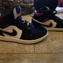 Nike Air Jordan Retro 1 Mid SE Lakers Rivals size 12c