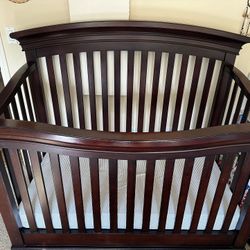 Wooden crib