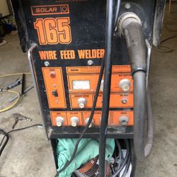 Solar 220 V single phase Mig welder
