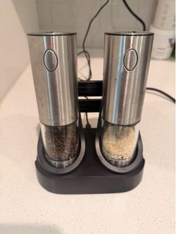 Automatic Salt & Pepper Grinders