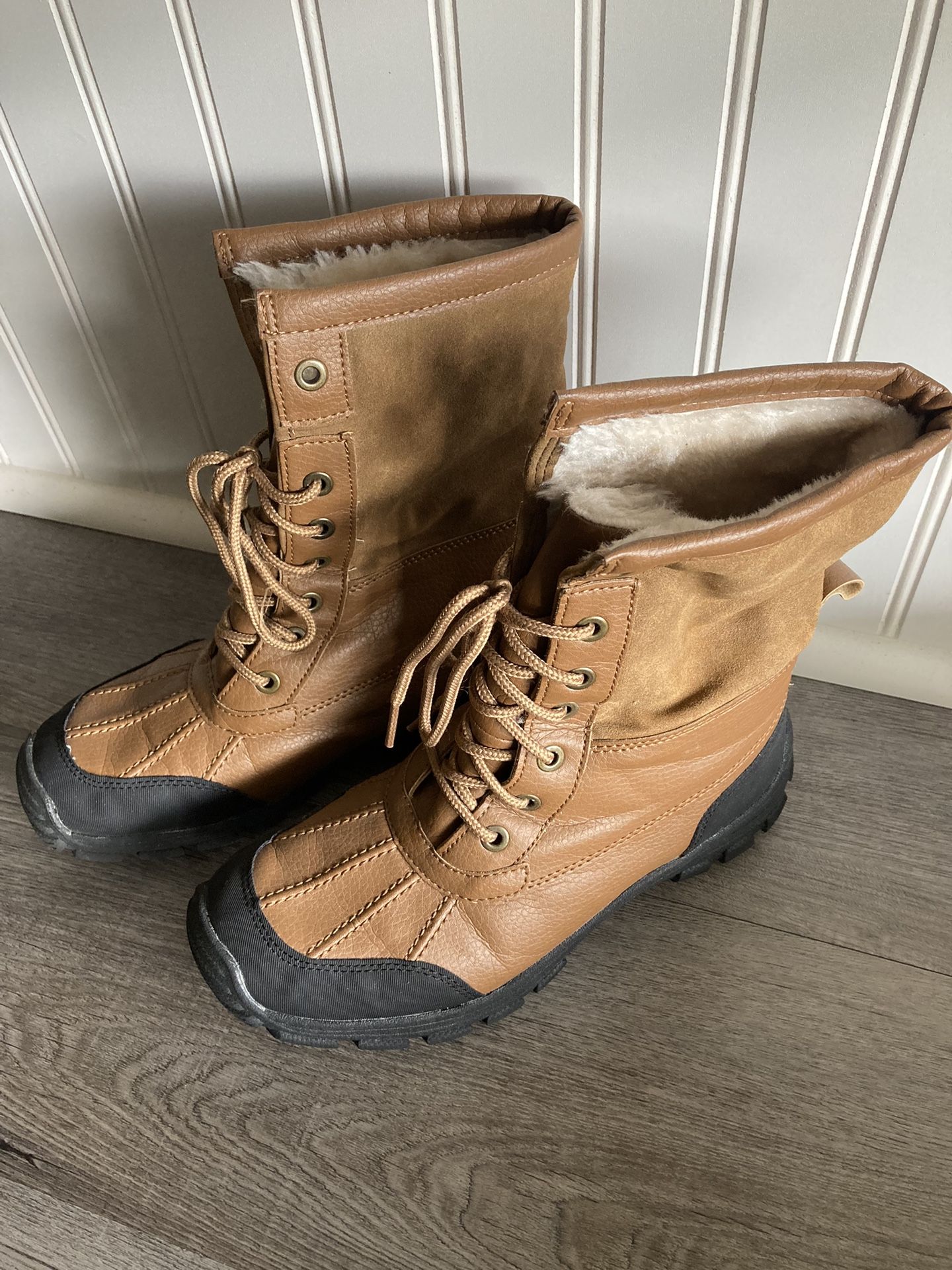 Women’s Rugged Outback Boots Size 7