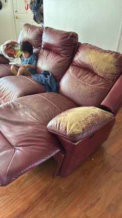 Recliner couch