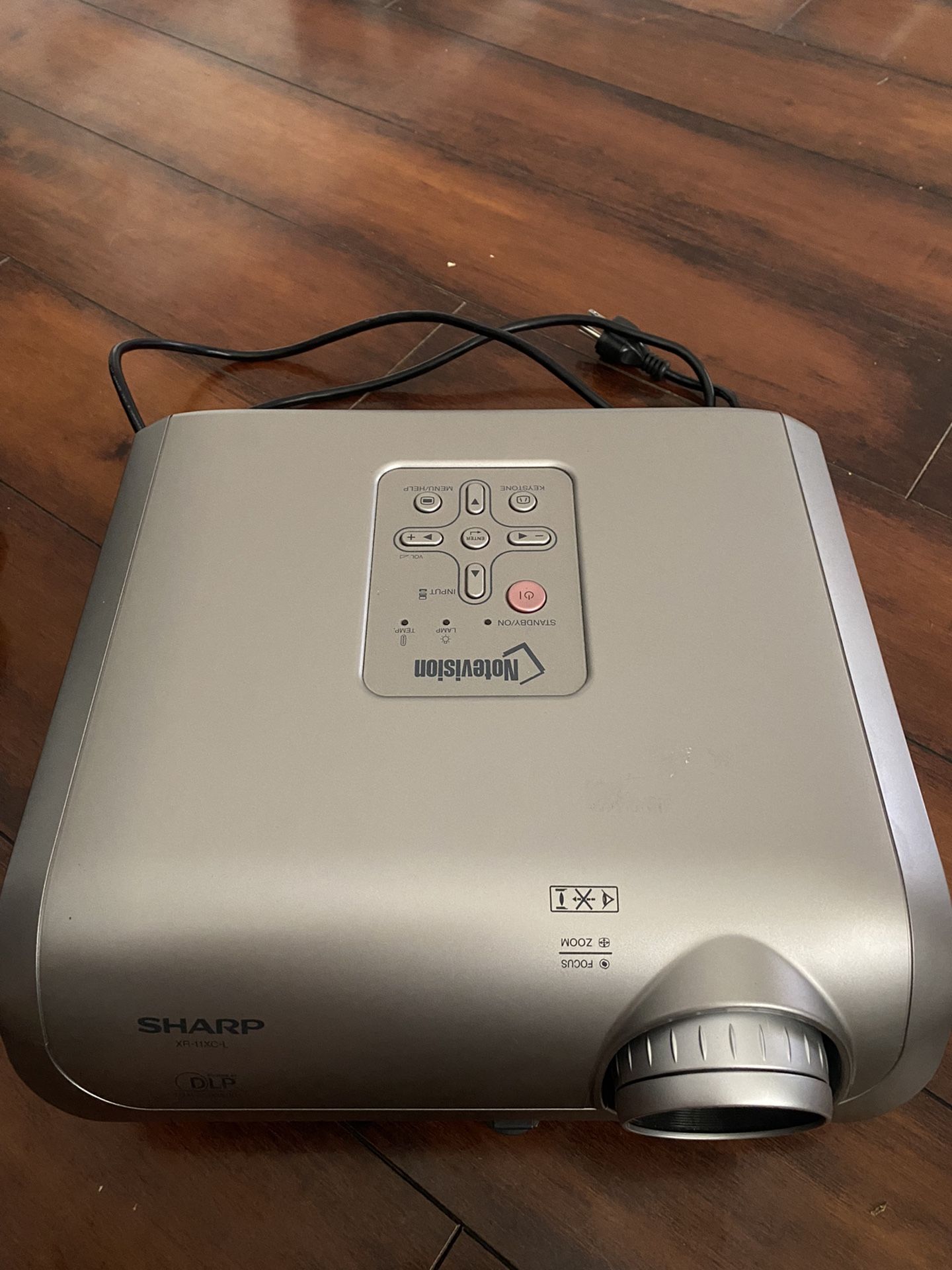 Sharp Projector Notevision XR-11XC-L
