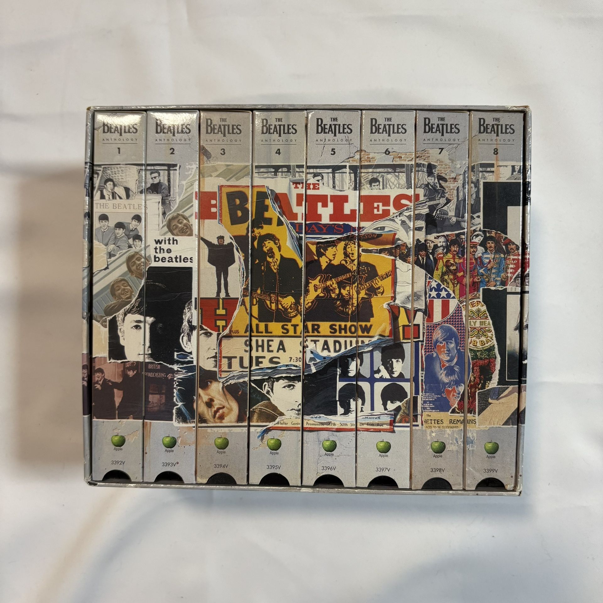 The Beatles Anthology Gift Box Set Used VHS 8 Tapes