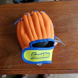 Kid Size Franklin Baseball Glove