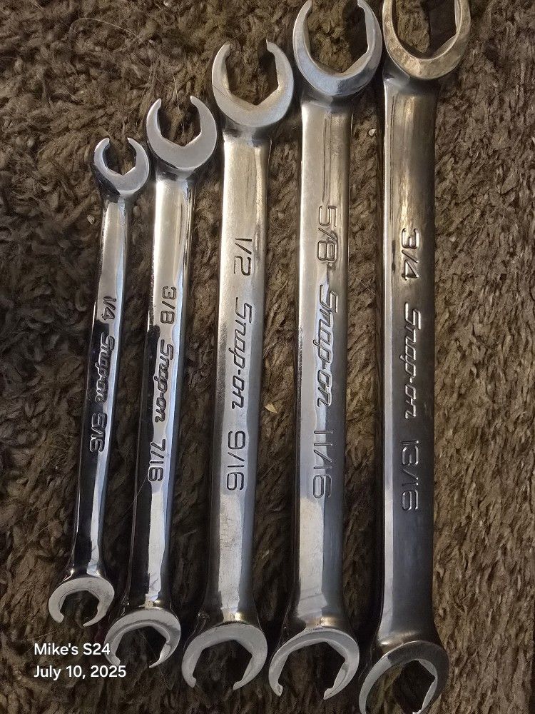 Snap On hydraulic wrenches