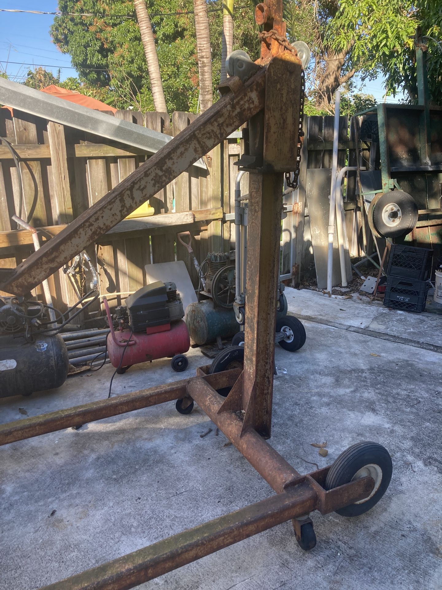 Grúa Para Levantar Motores De Todo Tipo Con Lift Electrico Y Otro Manual