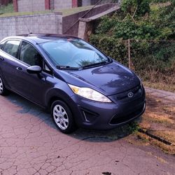 2012 Ford Fiesta
