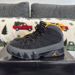 Air Jordan Retro 9