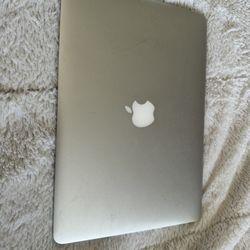 Apple MacBook Air
