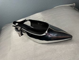 Anne Robbin Silver Pointed-Toe Slingback Flat