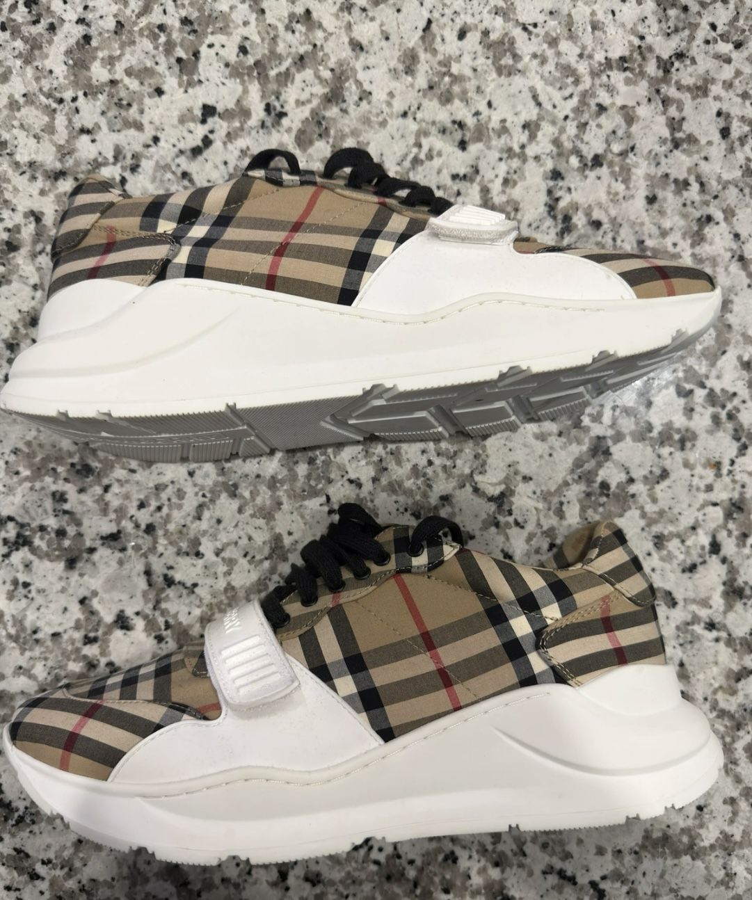 Burberry Sneakers