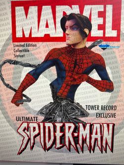 Ultimate Spider-Man Diamond Select Bust tower record ex