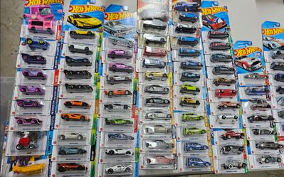 Hot Wheels treasure hunt tesla honda zamac
