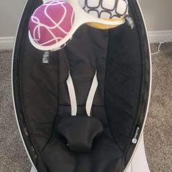 MamaRoo Baby Swing