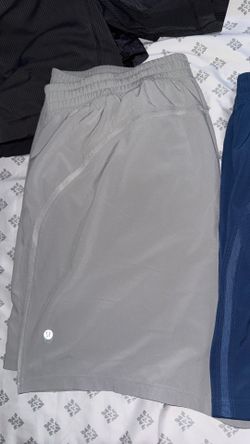 Lululemon fríe mens Size L……XL,,,,,,XXL   $29.99 Each