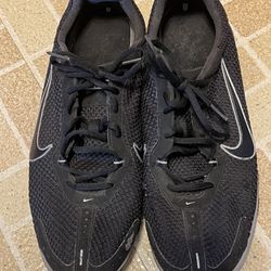 MENS ATHLETIC SHOES Size 13 by Nike