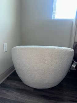 Swivel Sherpa chair
