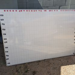 Magnetic White Board 4' X 6'