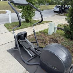 Elliptical Cross-Trainer