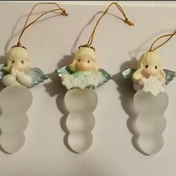 Vtg Precious  Moments  Ornament Set 