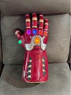 Legends series Avengers power gauntlet