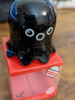 TONYMOLY Tako Pore Blackhead Remover Scrub Stick Charcoal & Dead Sea Salt Exfoliator