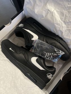 Supreme Nike Air Max