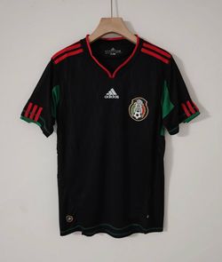 2010 retro Mexico jersey