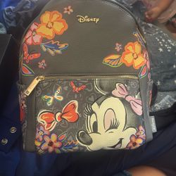 Disney Mini Mouse Backpack !
