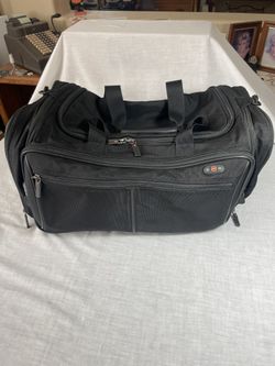 Victorinox Swiss Army Carry On Tote Duffle Bag 
