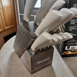 Knives 