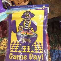 Nip Yard Flag
