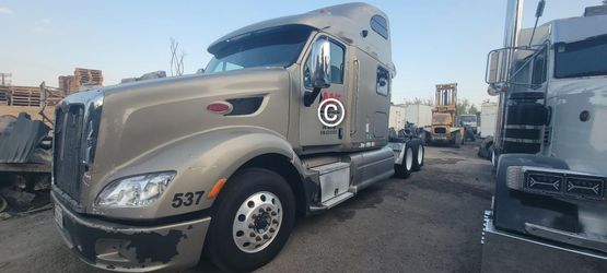 2012 Peterbilt 579