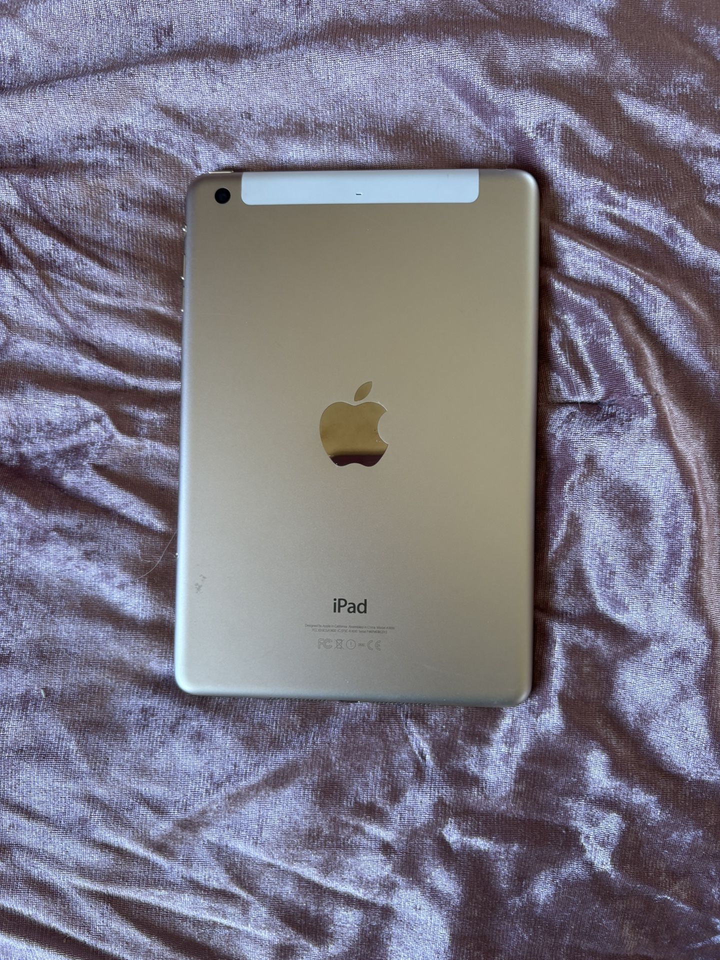 Gold iPad Mini 3