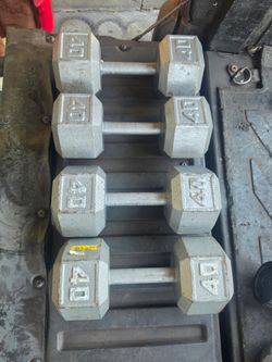 Weight 40lb dumbbells