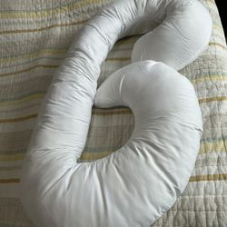 Body Pilllow - White 