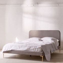 Bed Frame Urban outfitters