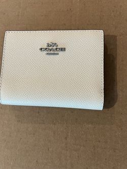 NWT Coach Bifold Wallet in Crossgrain Leather Style CR983 in Chalk White/Silver