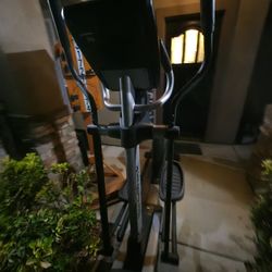 Elliptical Exercercise Machine 100.00