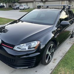 2017 Volkswagen Golf GTI