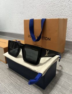 Louis Vuitton Sunglasses 