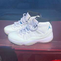 Jordan 11 Legend Blue 