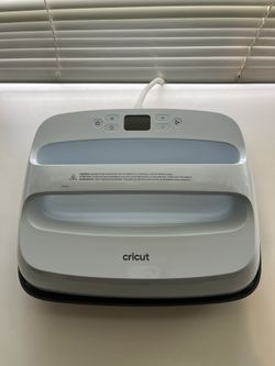 Cricut EasyPress 3 12”x10”