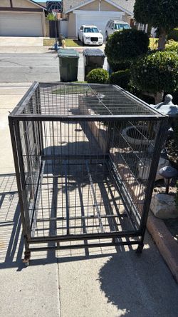 Dog crate